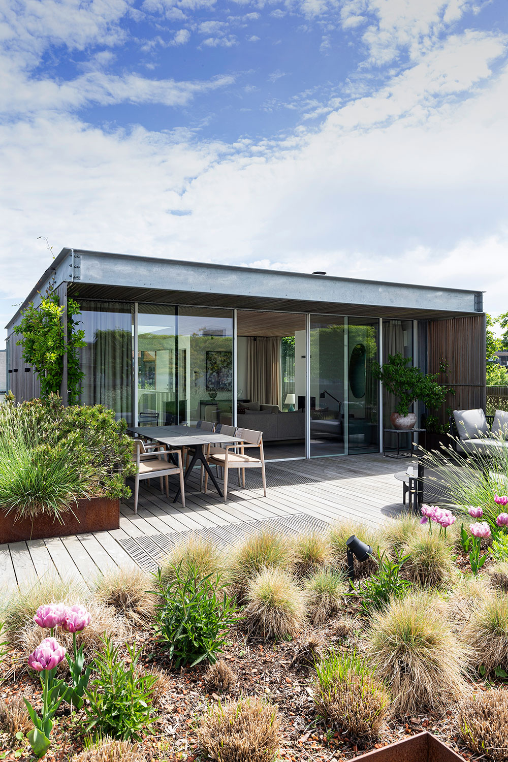 大城市中心的私人花园-17