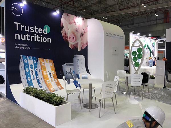 动物饲料展览设计-7