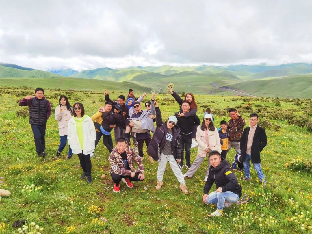 完美一夏 | 康定摄影之旅的室内设计灵感-39