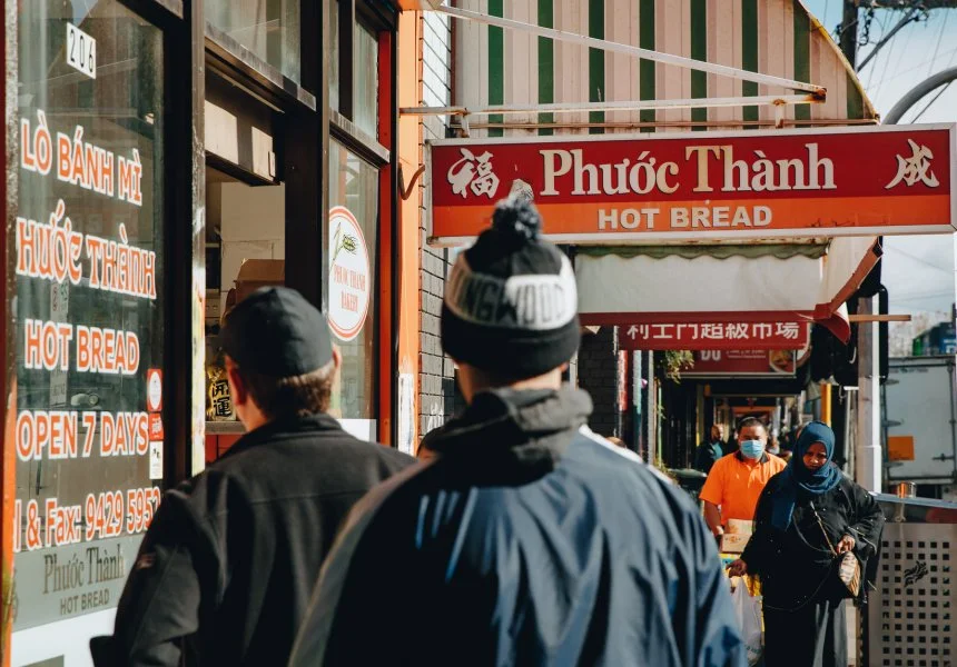 富寿，查德斯通

注：Phuoc Thanh可能是越南人名或地名，音译为富寿；Chadstone一般是澳大利亚墨尔本的一个地名，音译为查德斯通 丨BrandWorks,T  A Square Architects等-31