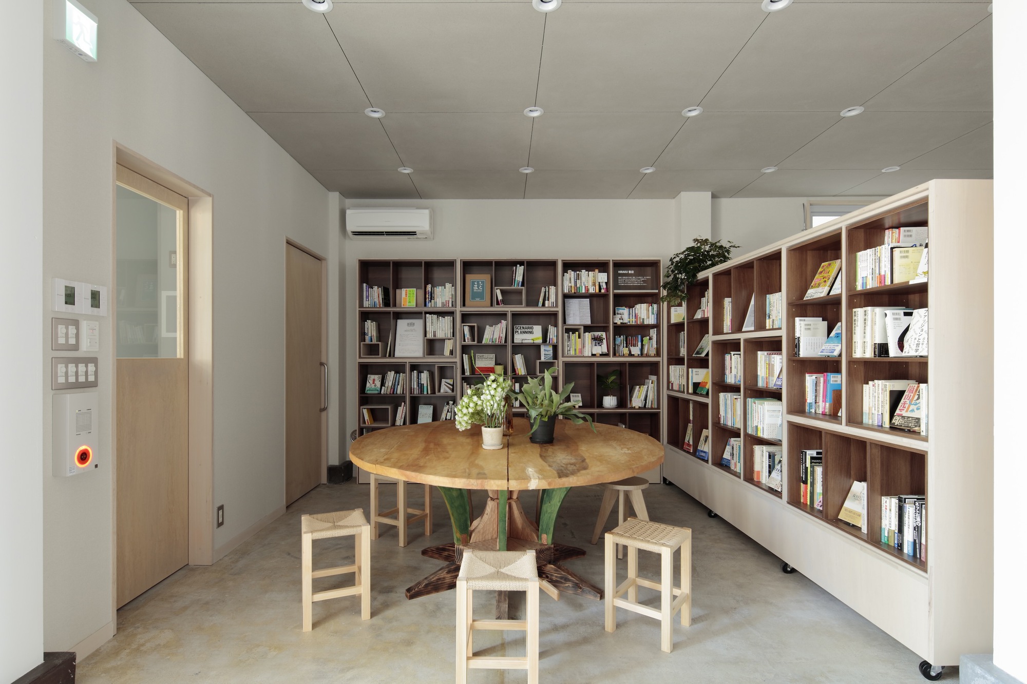 KamiIkebukuro 社区中心的 Medium丨日本丨mtthw-50