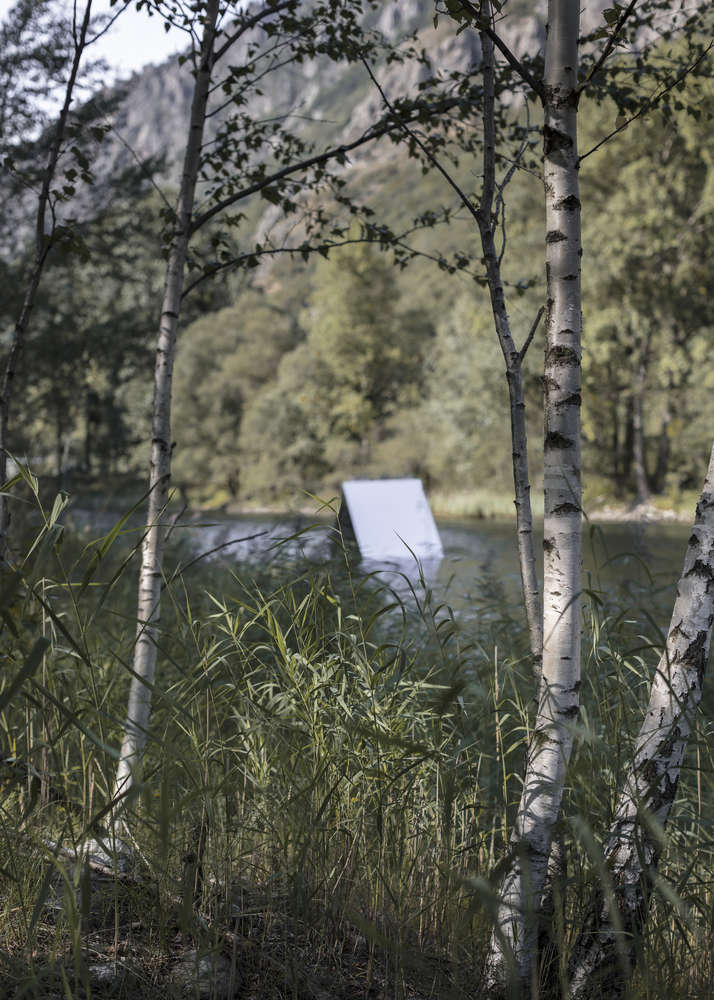 瓦利斯三年展

注：Triennale常见指三年展，Valis不太明确其具体含义，如果它是特定人名、地名、品牌名等，需结合具体背景确定更合适的译法，这里暂按字面音译处理 丨瑞士-17