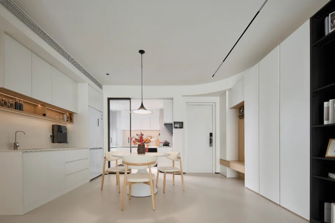 宝安·越秀和樾府I多冒昧啊，独享115m²木色+大白墙的独居女生的音乐游戏空间-31