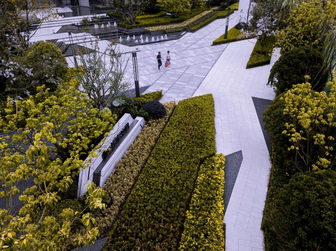 温州中梁都会中心 | 现代简约的度假空间设计-15