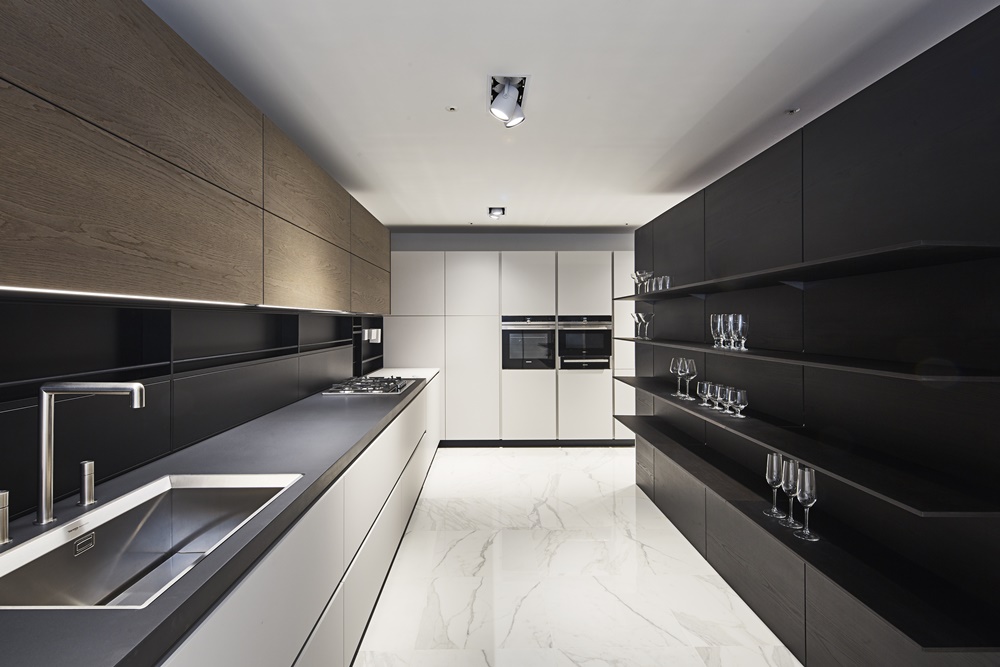 首尔家具街上的无窗展览中心-53