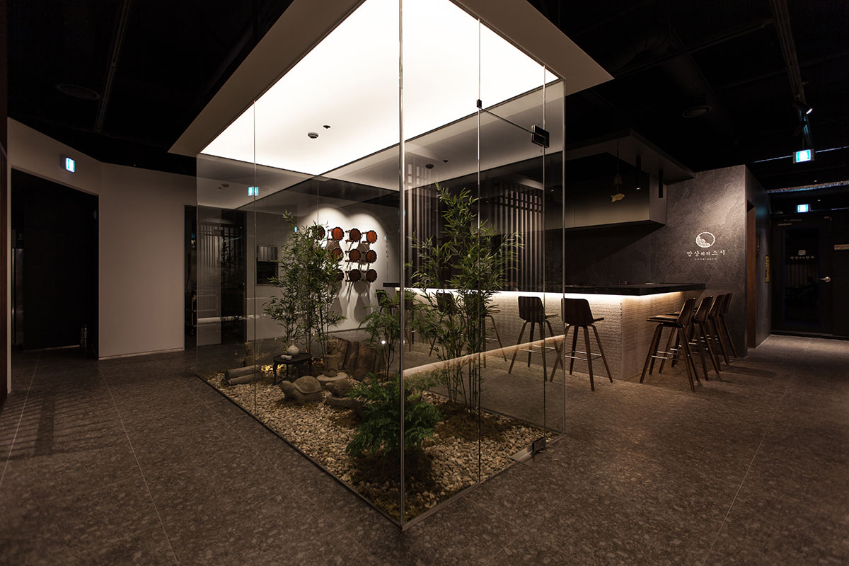 韩式餐厅“中央情报局”设计 | 石木庭院与传统氛围的完美结合-22
