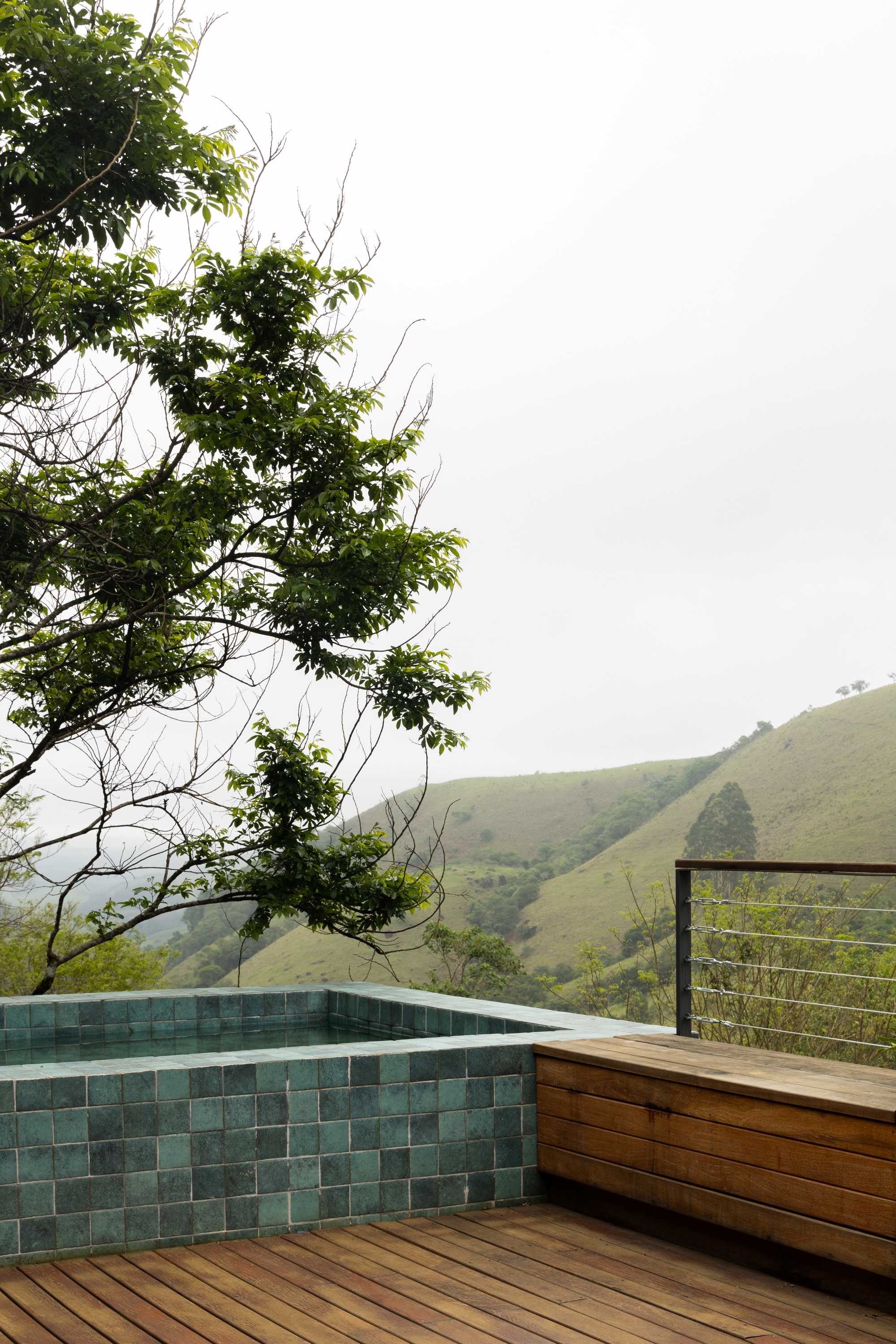 森林小屋（查莱·达马塔）（注：Chalé da Mata可能是特定地点名原样音译，若有具体背景它可能有更恰当的名称，这里信息有限只能音译 ） 丨巴西圣保罗丨Angá Arquitetura-39