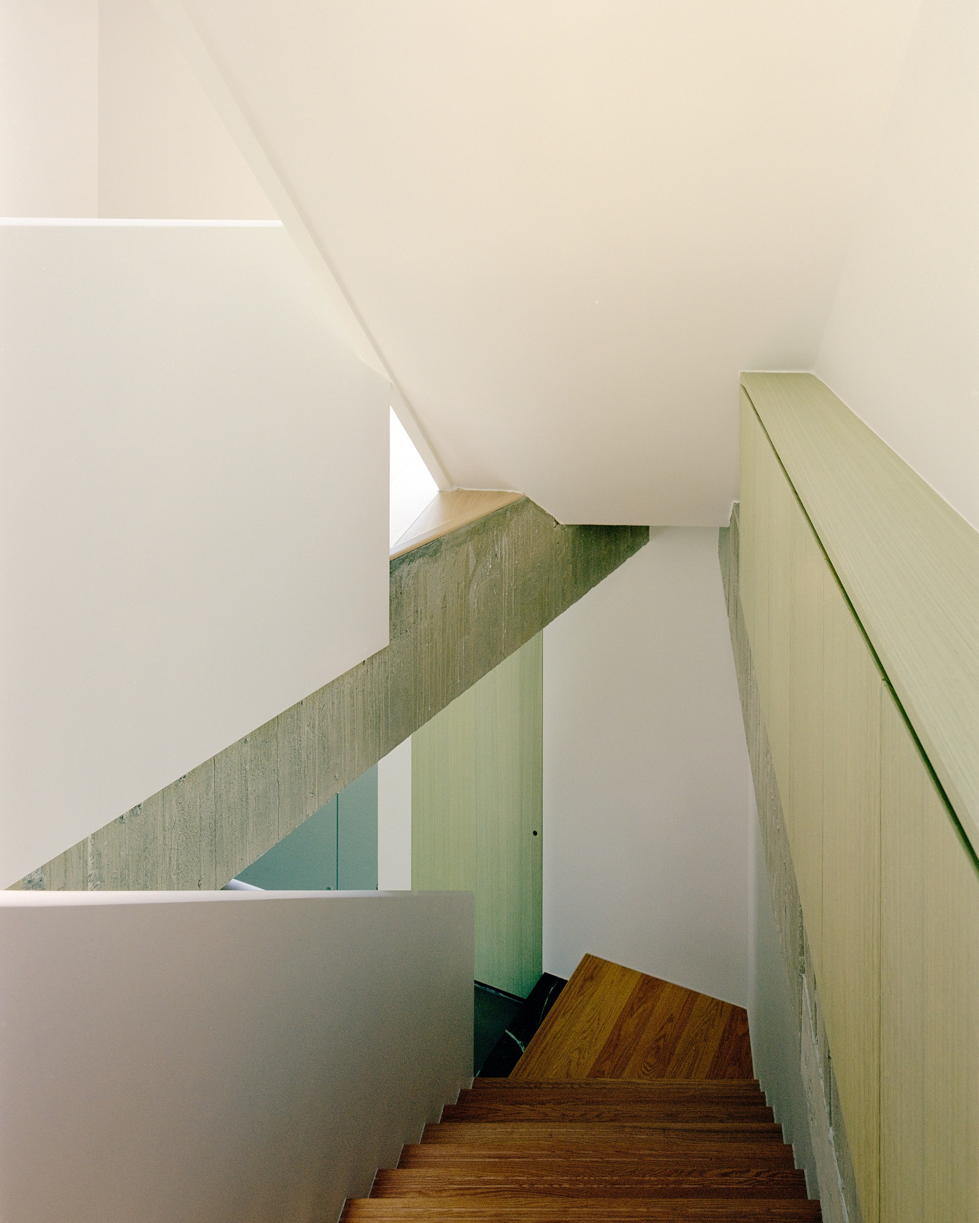 Triangle House / Metrics Architecture Studio-20