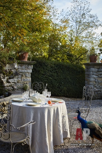 意大利托斯卡纳带壁画历史别墅修复丨娜塔莉亚·潘秋希娜-94