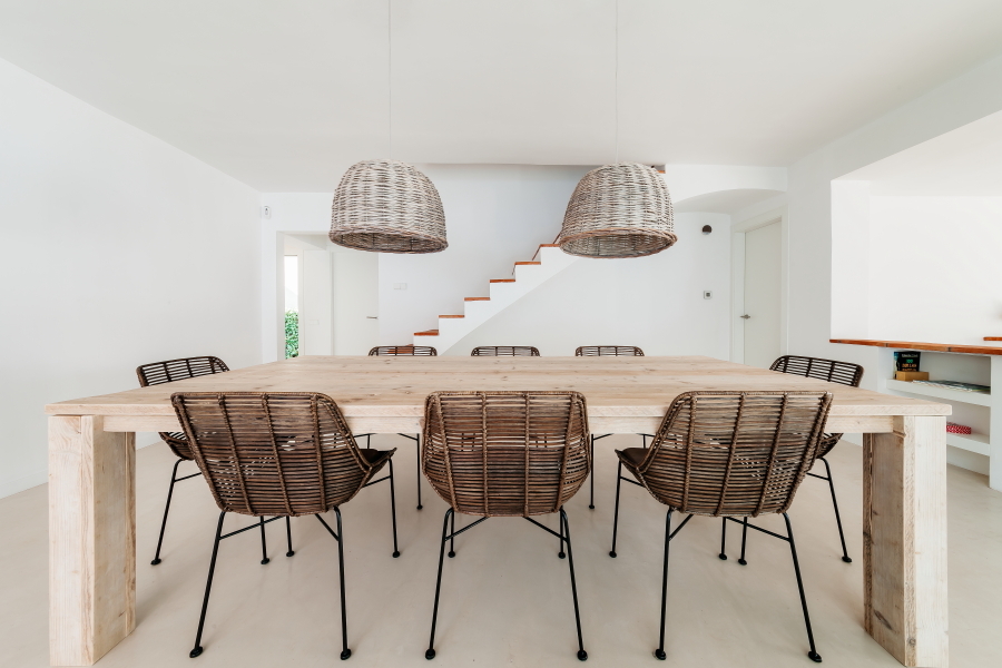 传统与现代共融的西班牙度假别墅-32