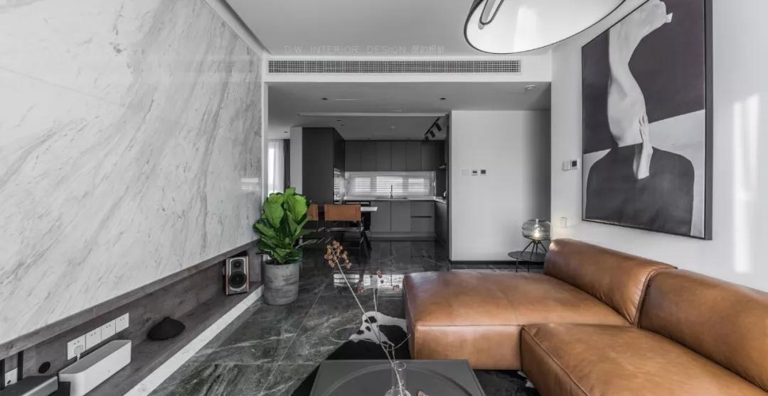 90 后婚房爆改,简约灰色调中的活力与诗意-4