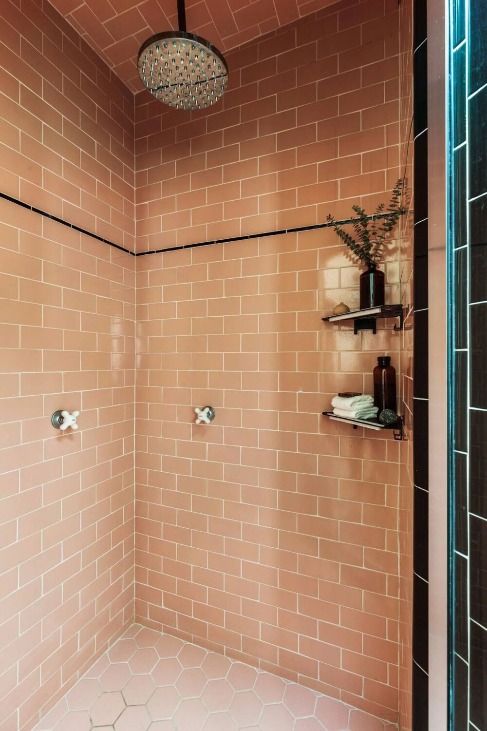 加州独特摩尔式建筑住宅设计-19