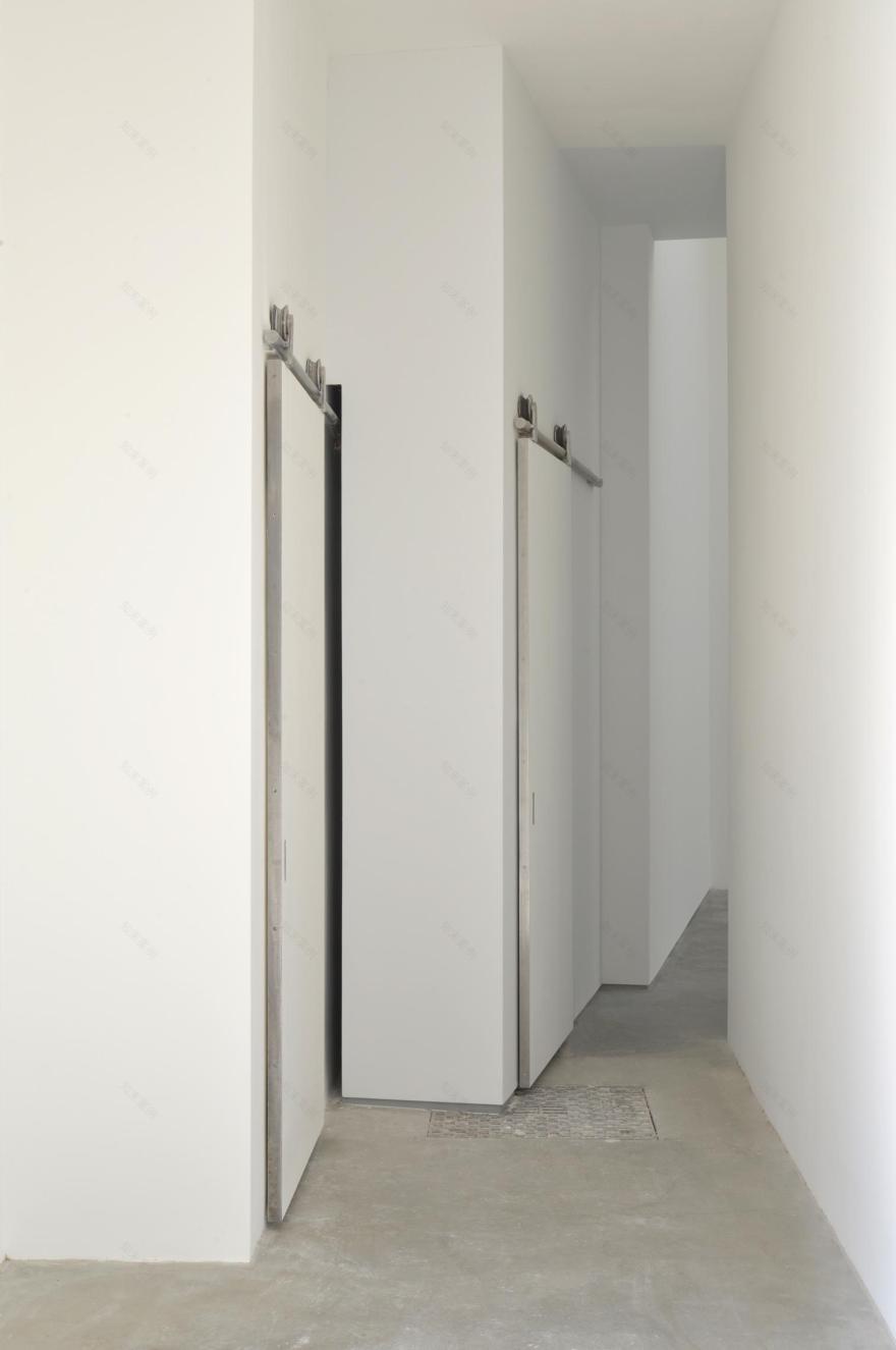 错位建筑 · 西班牙馆在威尼斯双年展的独特设计-16