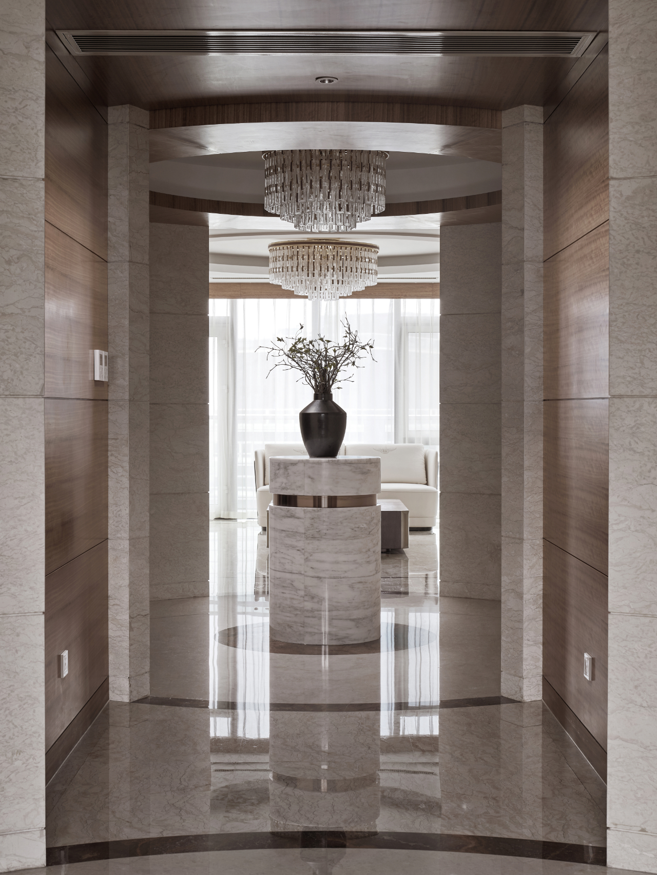 杭州和洛空间设计 | 700㎡港式别墅,精致木质栖所诠释怀旧情怀-8