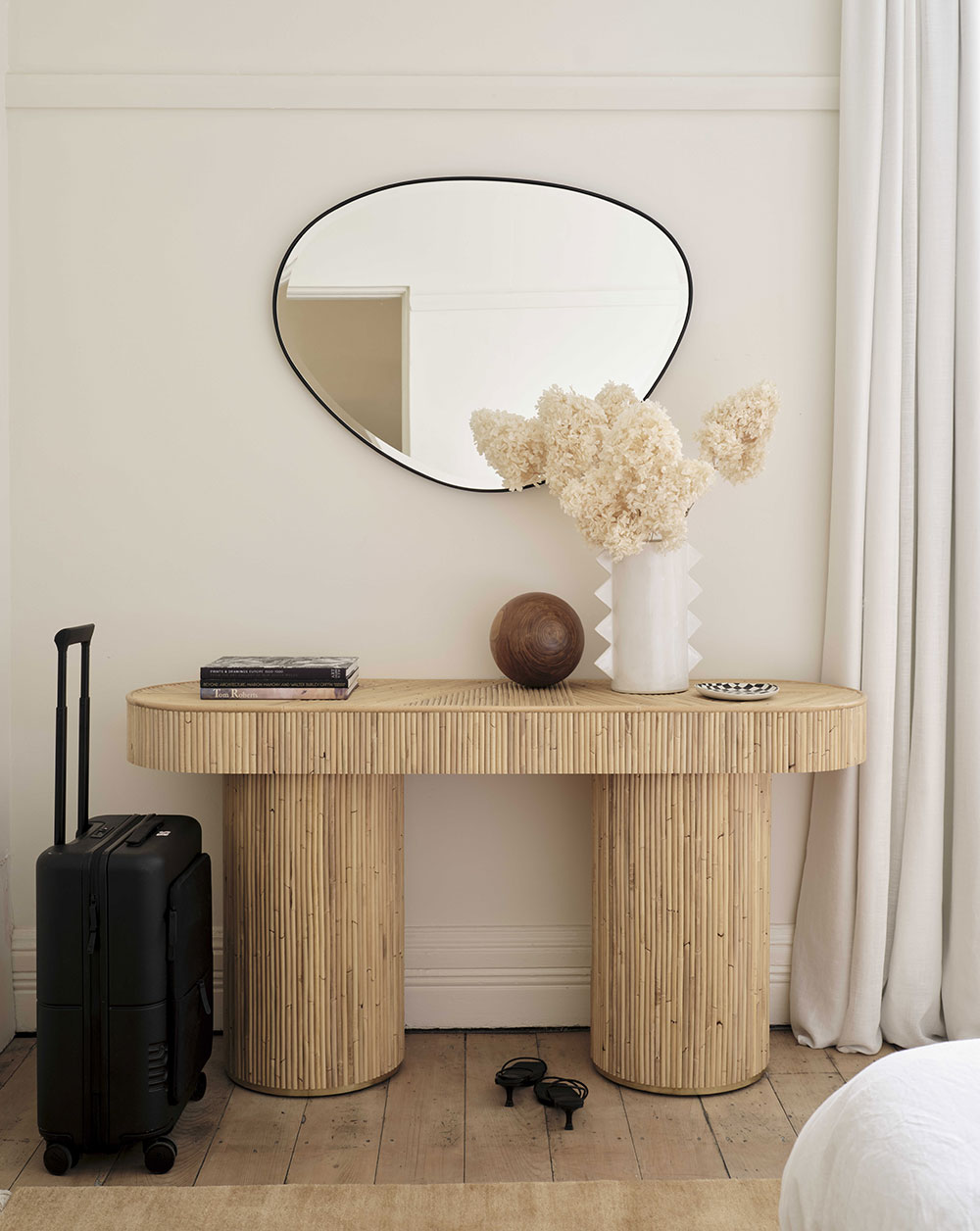 悉尼白色极简公寓设计-13