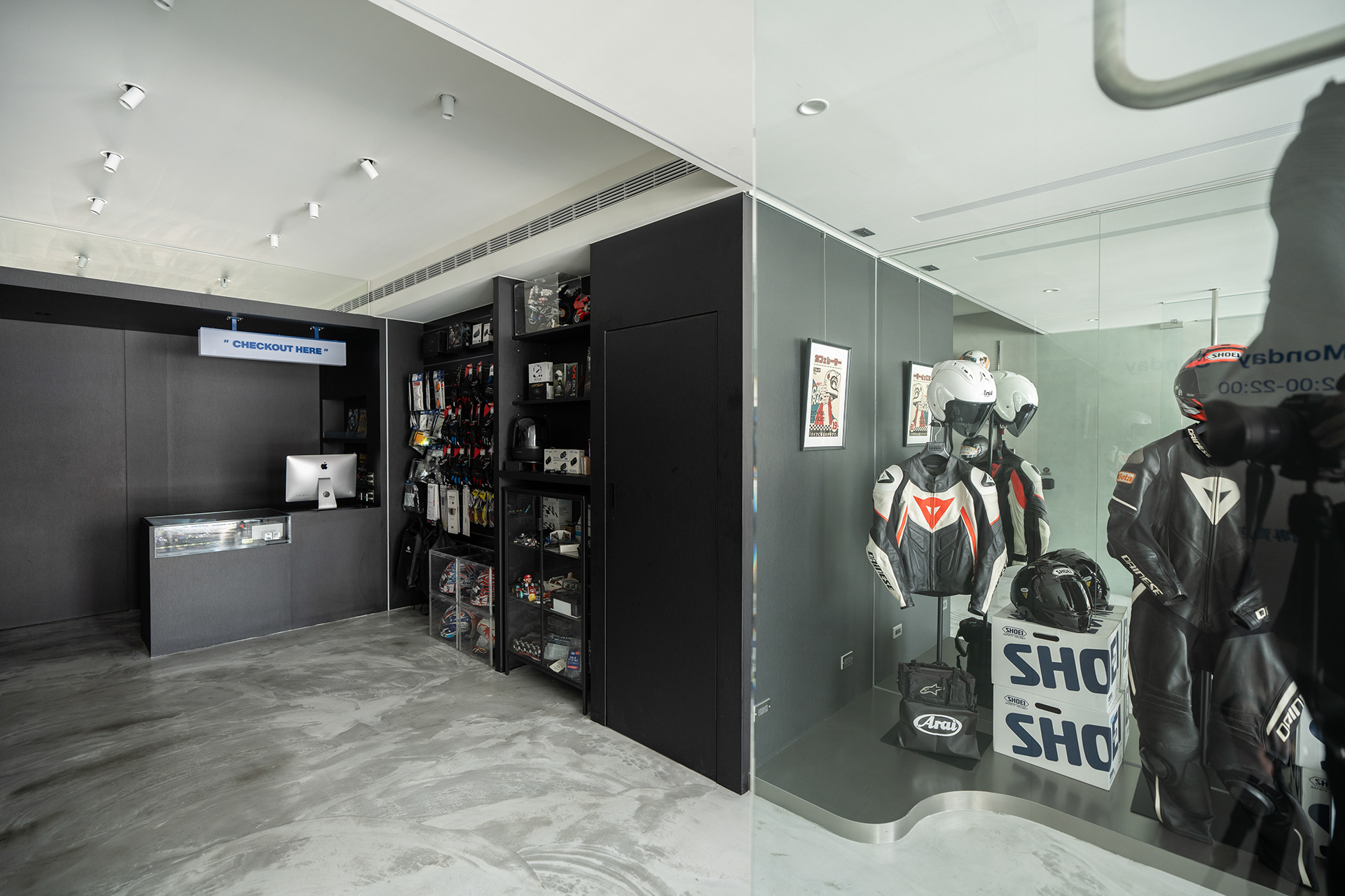 米斯特·D摩托车装备店丨中国高雄-14