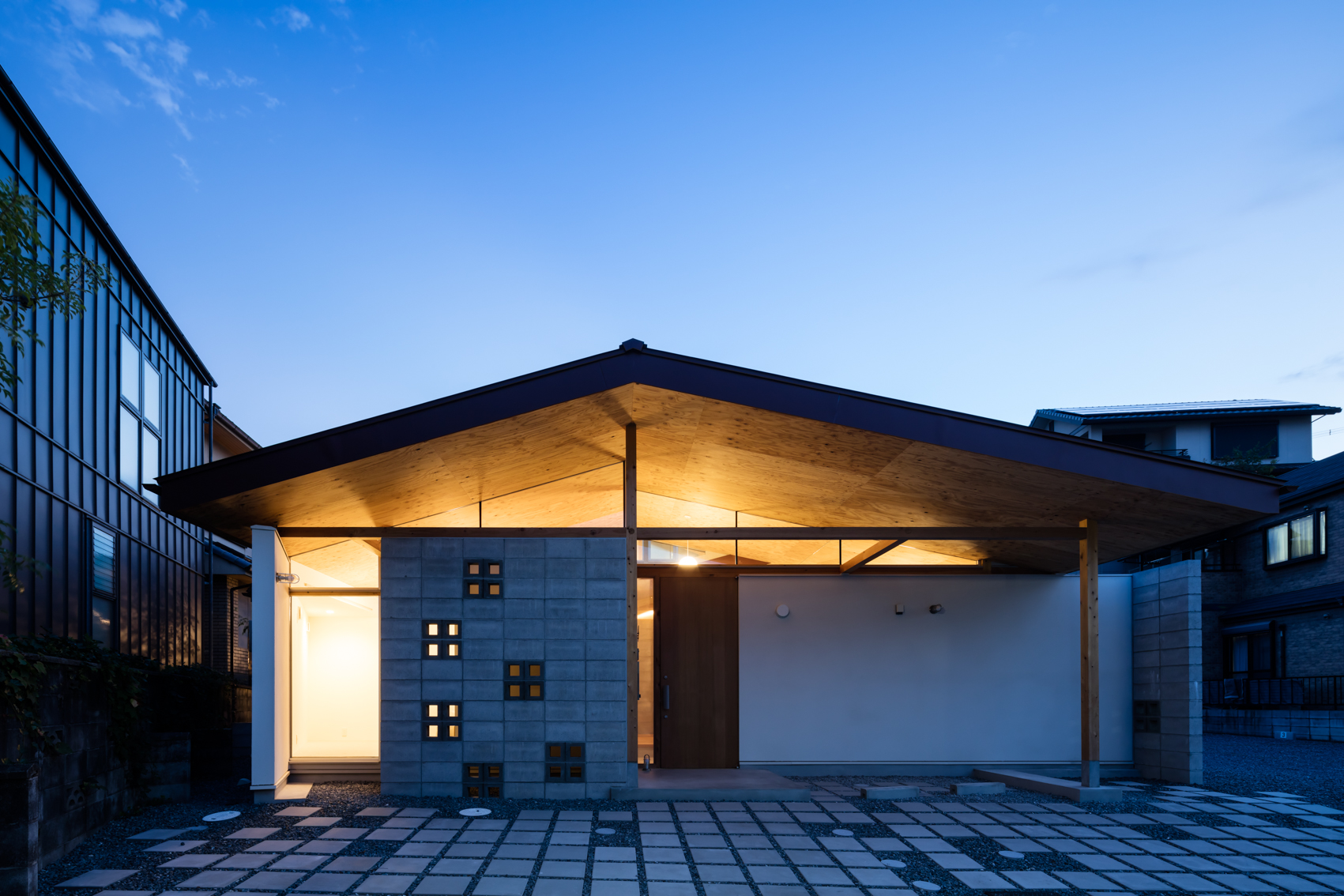 surrounded house 2-8