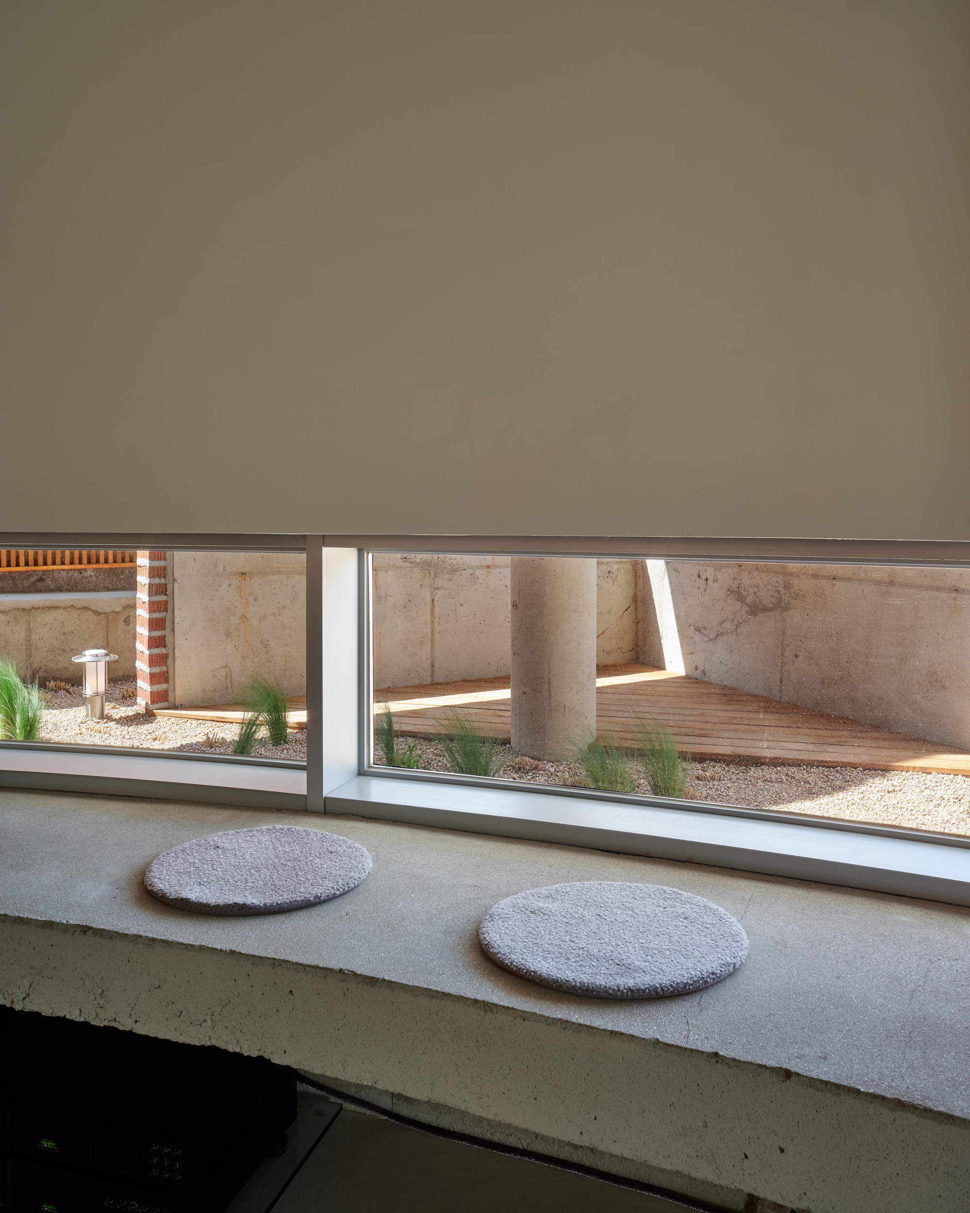 Alley in the House / FHHH FRIENDS-37