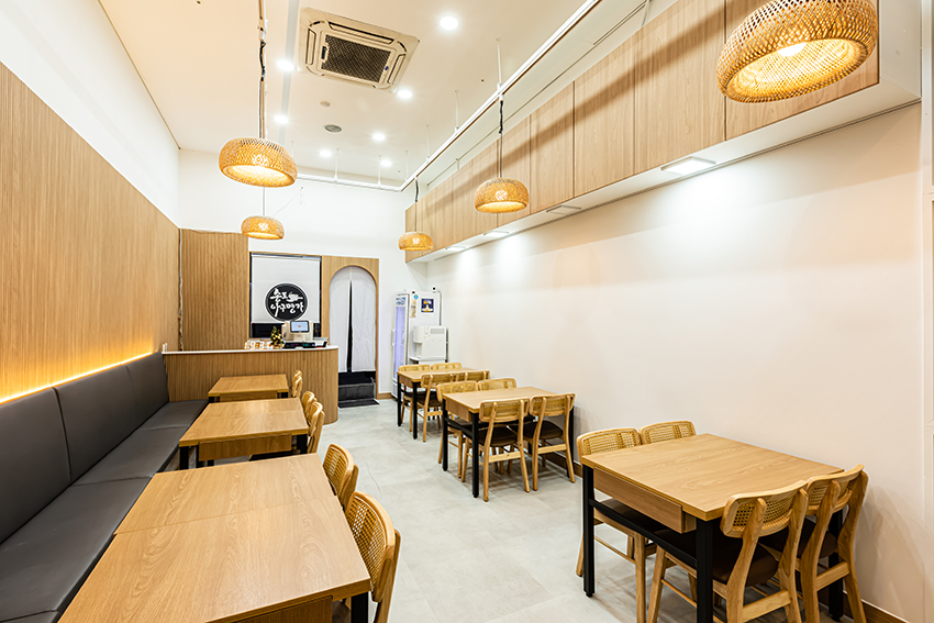 白色与木质，打造 20 平米极简公寓-5