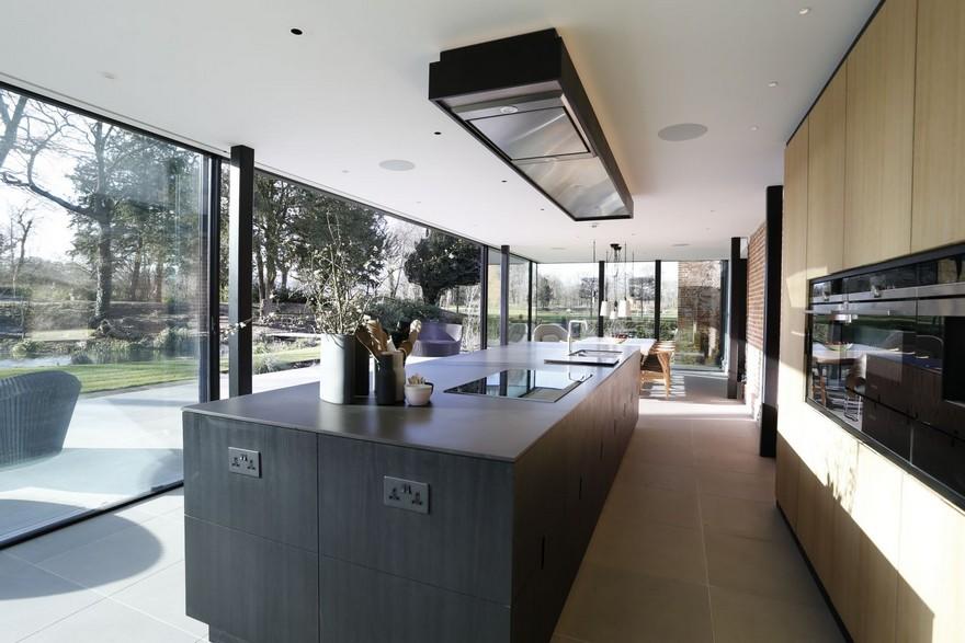 Hanley Hall: Contemporary Extension to Grade II Listed Family Home-15