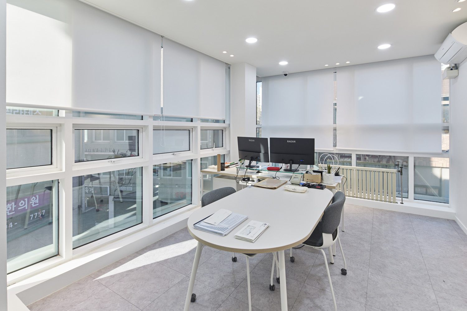 白色时尚 | 38 平简约清新的迷你公寓设计-12