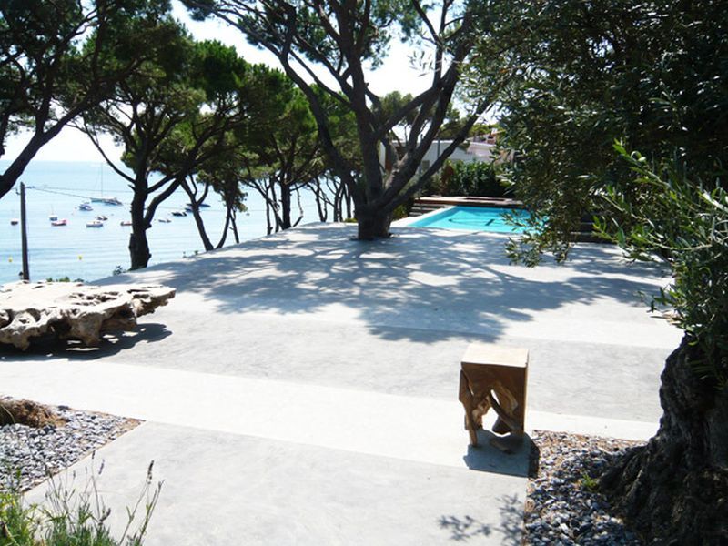 567C  独立单户住宅外部带泳池及更衣室改造丨西班牙赫罗纳丨AMOROS ARQUITECTES-12