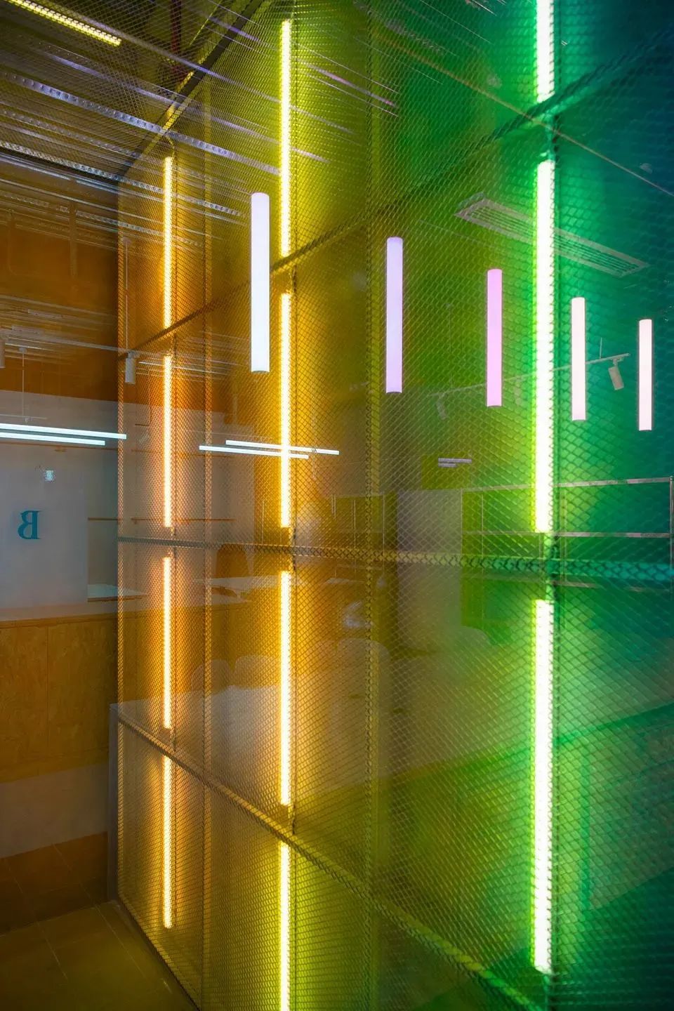 Bwzy Lab | 光与色的游戏室-43