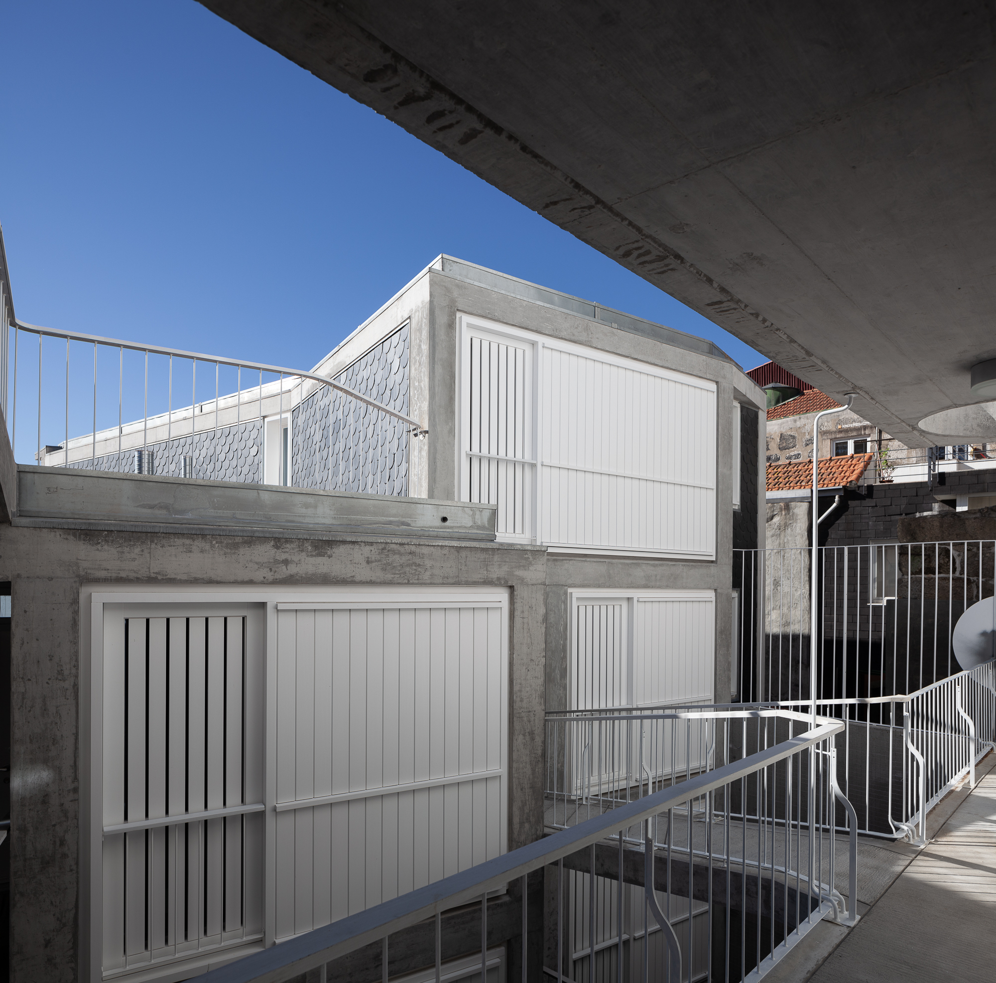 Miragaia 住宅综合体丨葡萄牙波尔图丨Menos é Mais Arquitectos-29