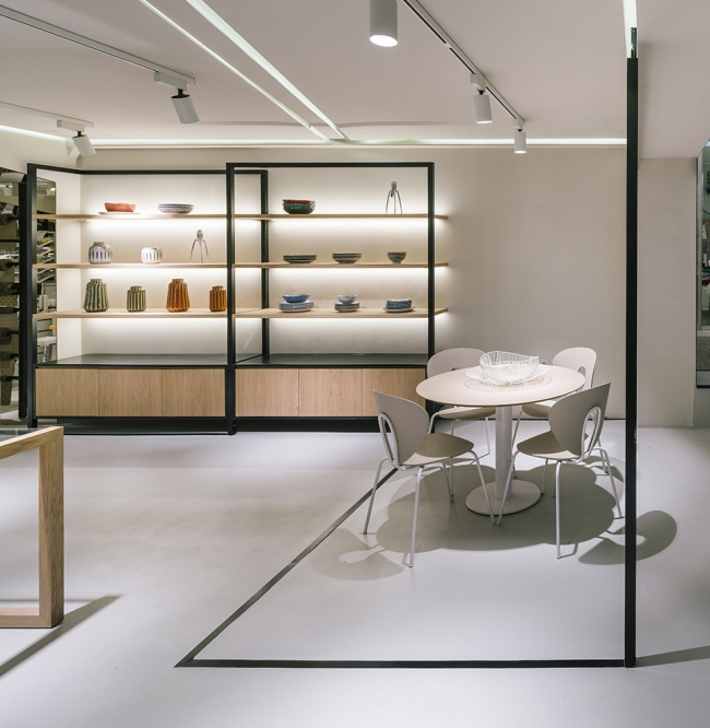 马德里商业中心陈列空间 | 多重功能与自然光照的融合-18