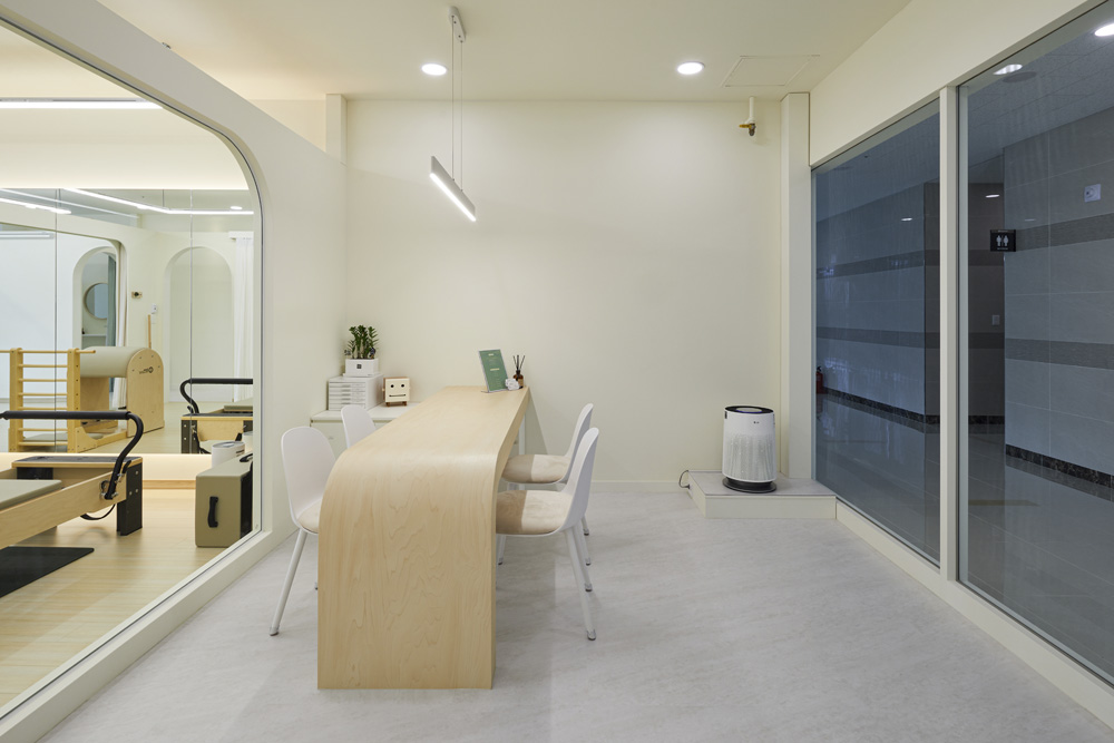 18 坪极简风 fila 旗舰店 设计成本解析-7