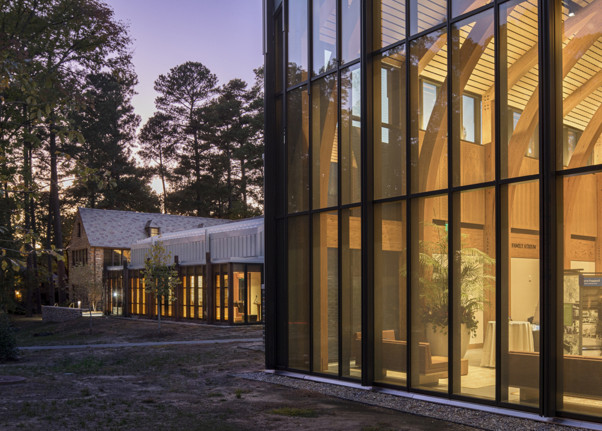 Duke 大学 Karsh 校友中心,现代与古典的完美结合-13