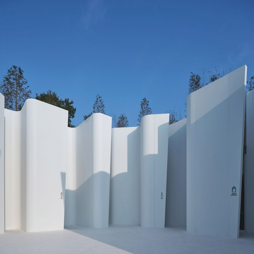 中国阿图尔村隐藏在峡谷中的公共卫生间丨GN Architects-21