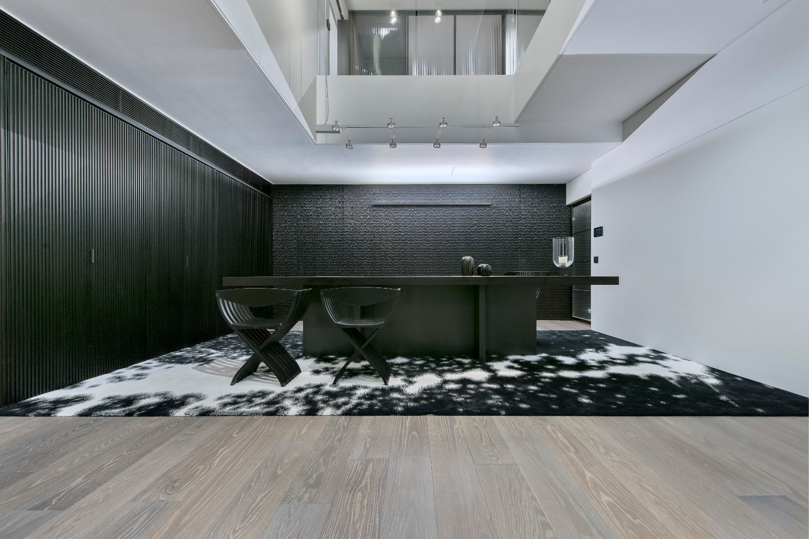 澳门氹仔复式海景房 | 极简工业风与现代艺术的完美融合-17