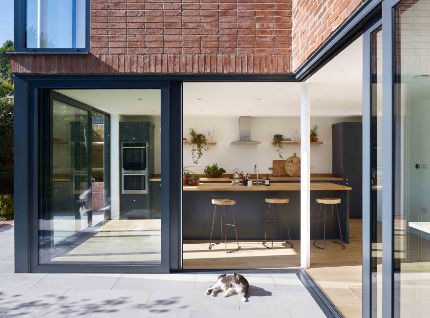 翻新小屋变靓宅,英国建筑公司 OB Architecture Ltd 的惊艳之作-16