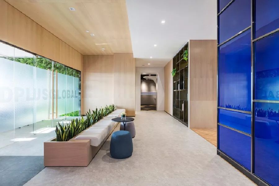 广州德家分公司星光映景办公室 | 现代办公空间新典范-13