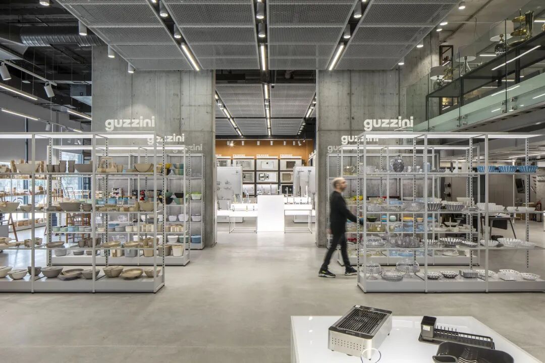 工业美学的空间叙事：System展厅的粗犷与精致哲学-9