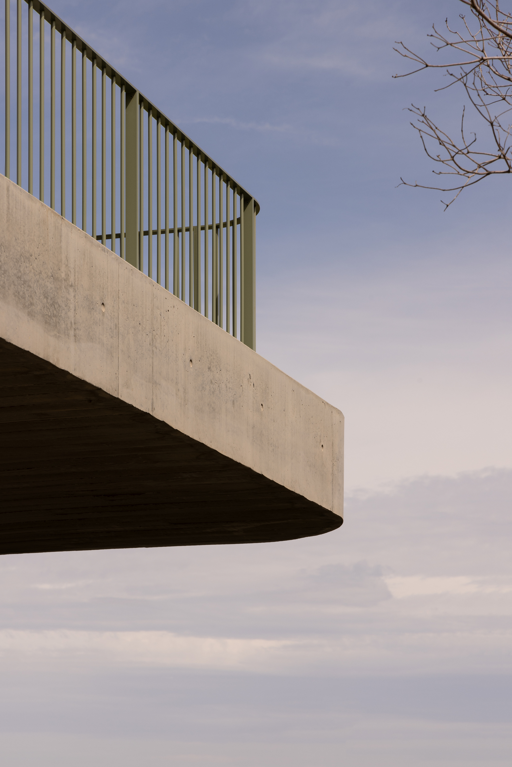 Horizon House    / InForm-44