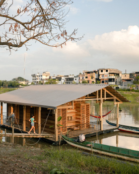 Productive Floating House - La Balsanera / Natura Futura Arquitectura + Juan Carlos Bamba