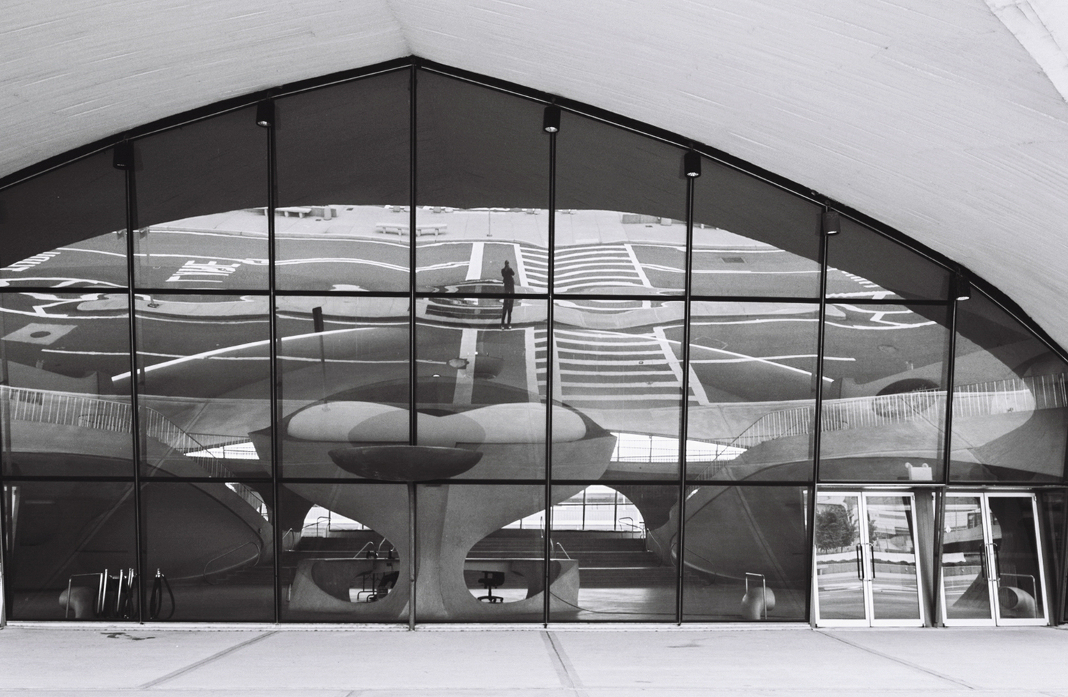 环球航空航站楼 | Eero Saarinen 的飞行动感设计-65