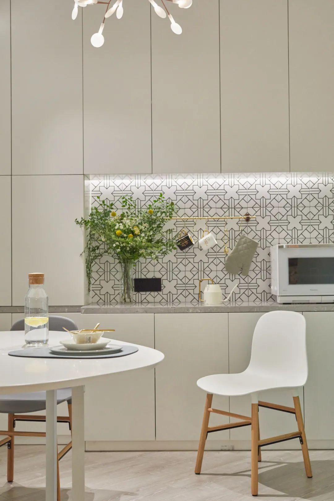 广州 78㎡原木风两居室婚房丨中国广州丨多乐士专业师傅-14