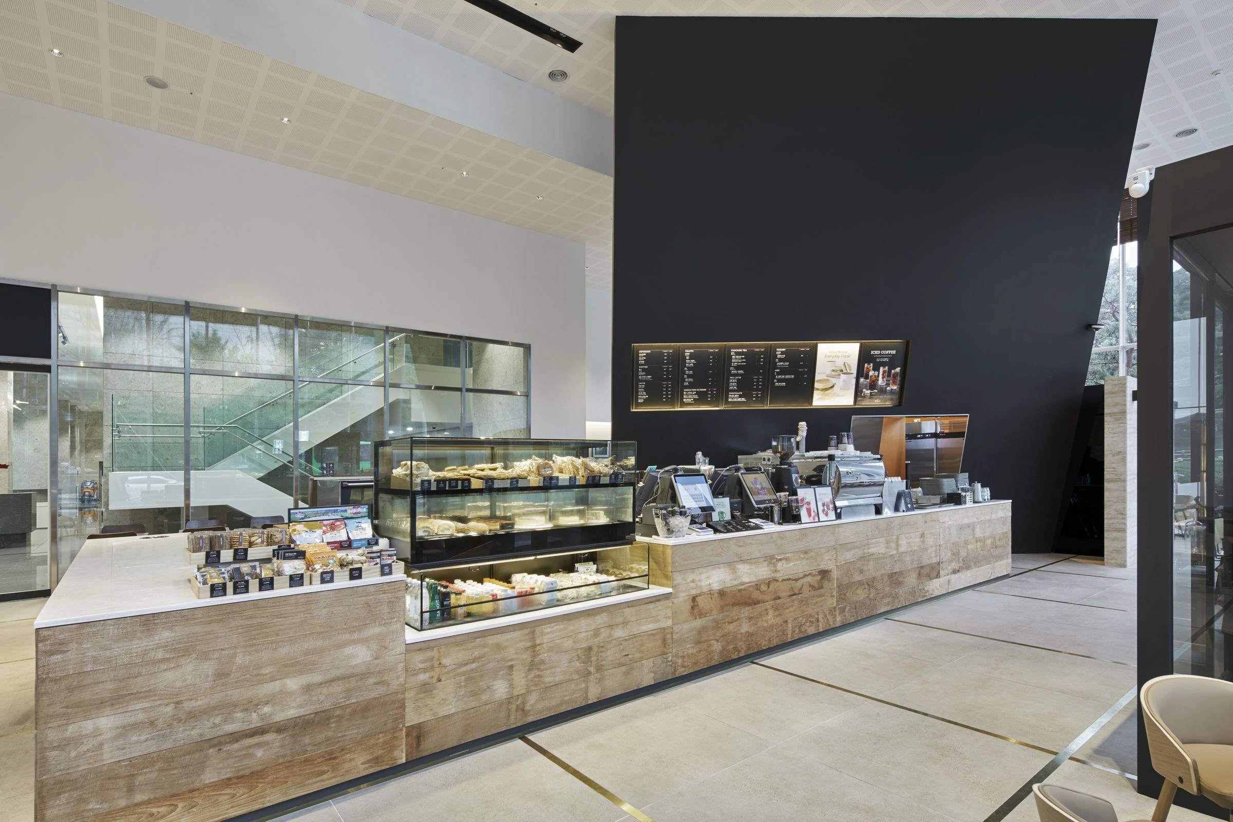 首尔 Gangnam 区 Paul Bassett 咖啡厅-7