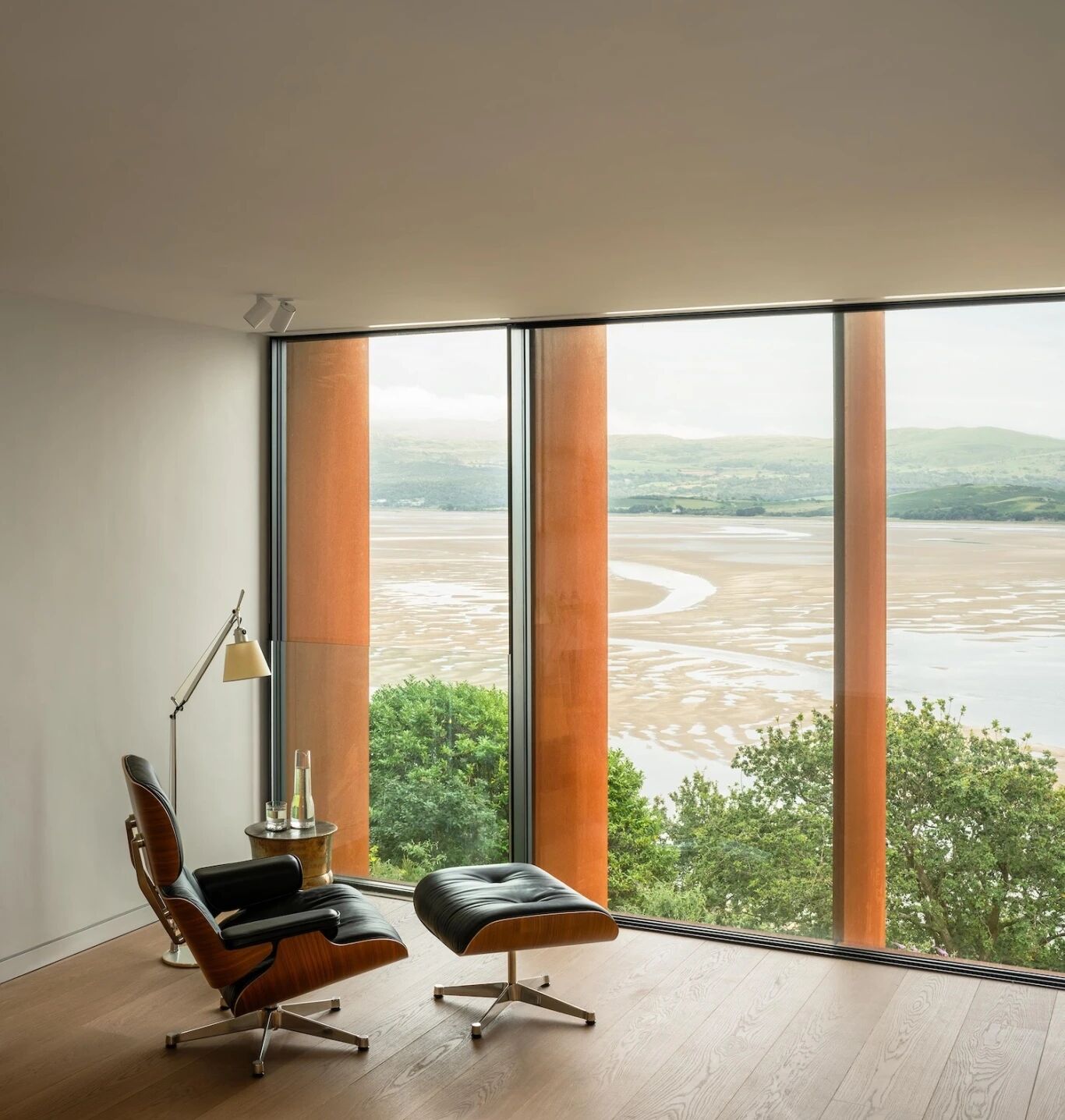 引导·极简主义海岸住宅丨英国威尔士丨斯特罗姆建筑事务所-15