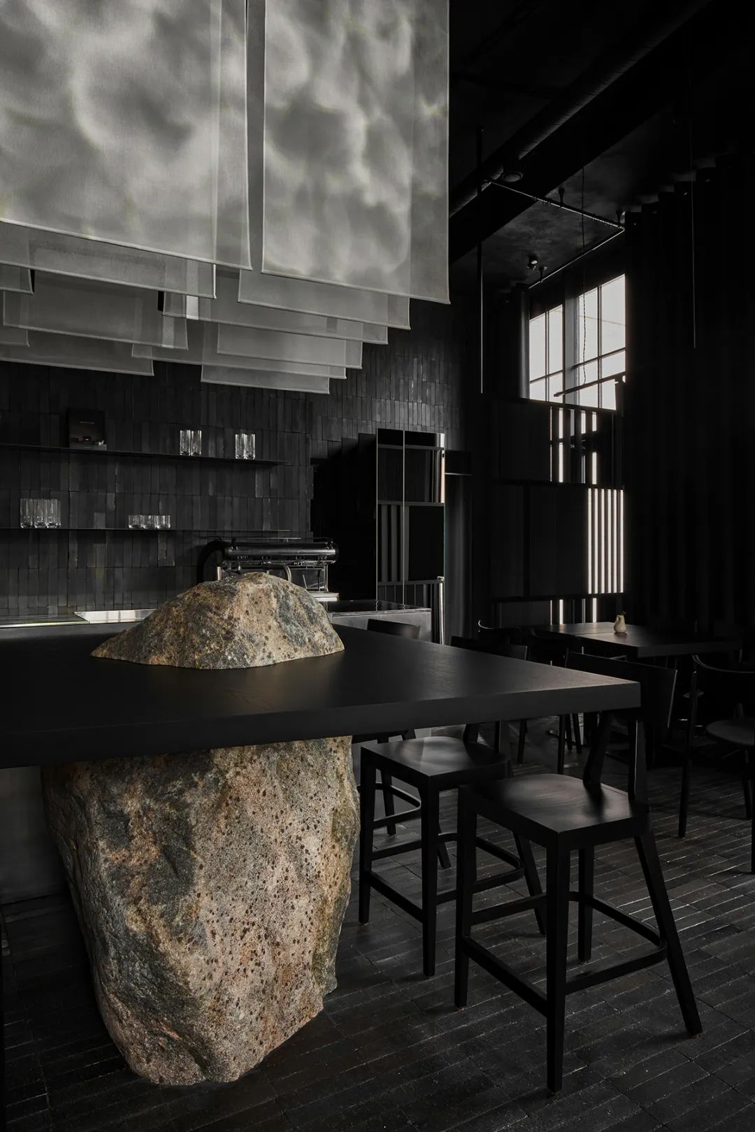 CULTbarkitchen · 疗愈心灵的居酒屋设计-8