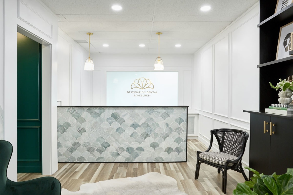 Destination Dental 牙科诊所设计丨加拿大丨Reena Sotropa In House Design Group-10