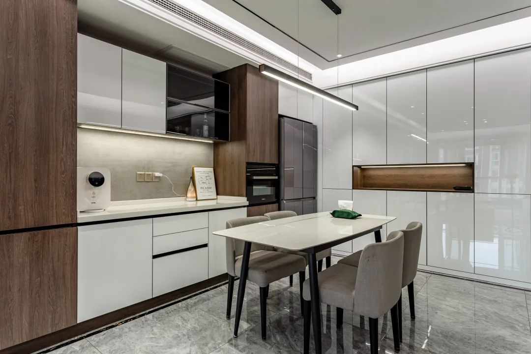 现代轻奢·160 平高级住宅丨梁明-27