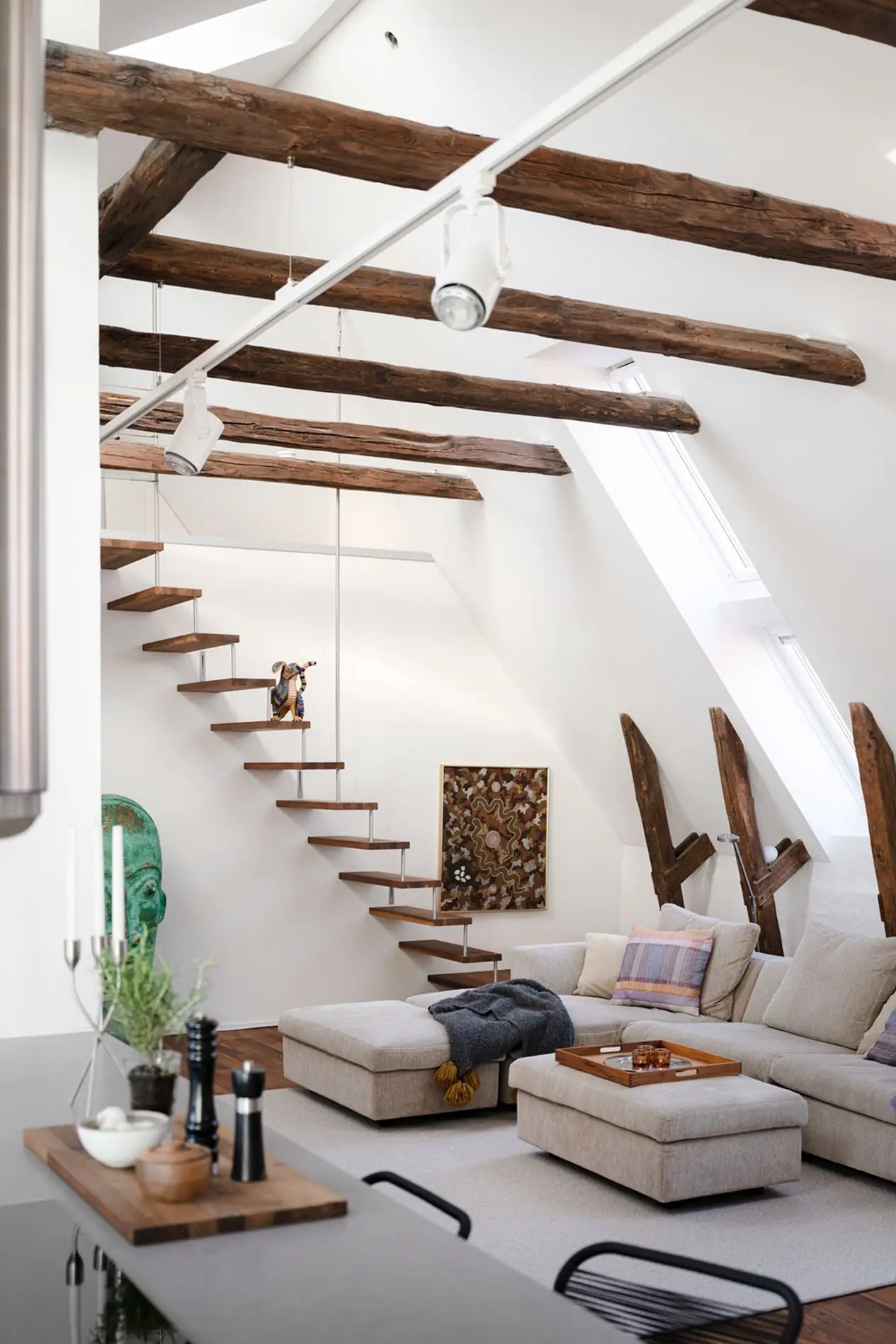 瑞典 1907 年建筑的独特魅力 | 绿宝石般的屋顶公寓-2