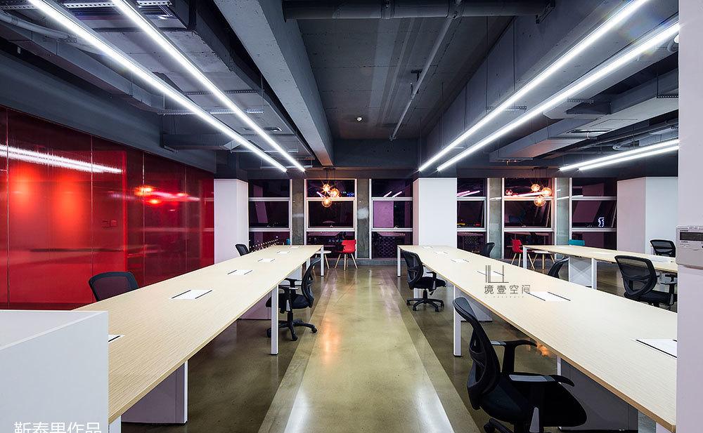 成都飞鱼星空办公室-13