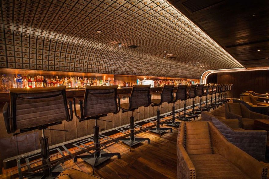 Maggie Choos 酒吧丨中国香港丨Ashley Sutton-50