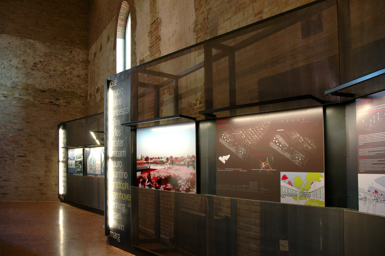  Arrivare a Venezia. Exhibition 
			-3