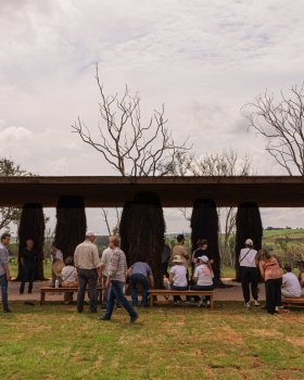 Estúdio Campana adds living plant pavilions to São Paulo park